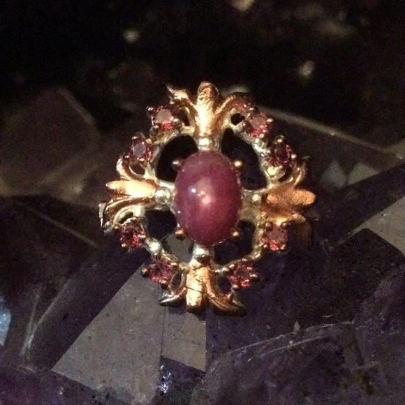 Exquisite genuine Star Ruby Cabochon Ring